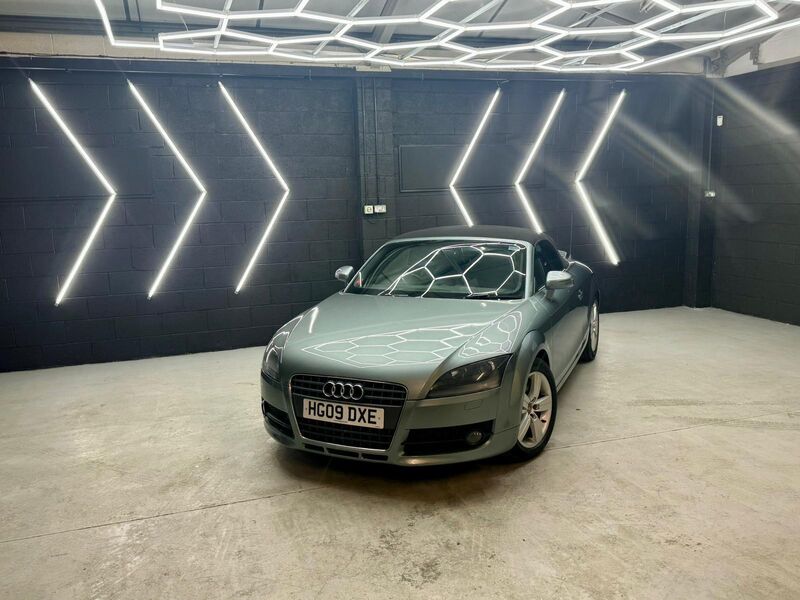 AUDI TT