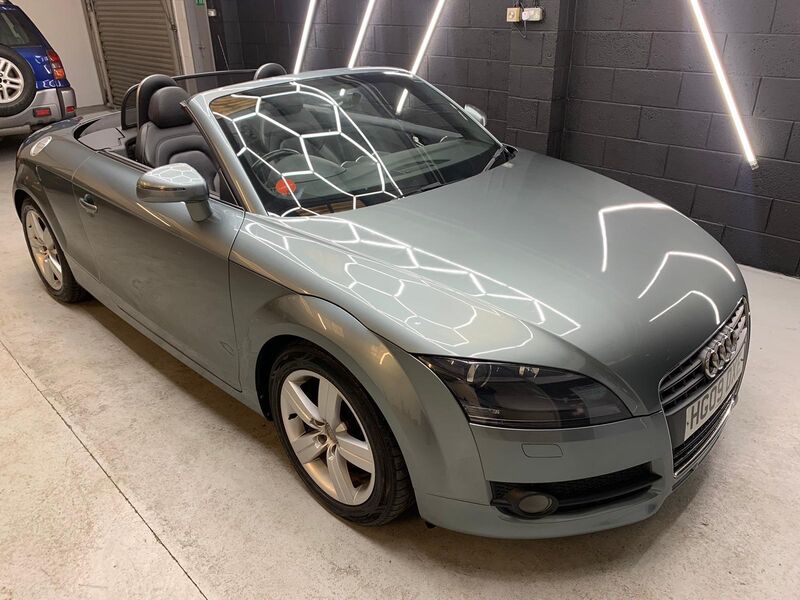 AUDI TT