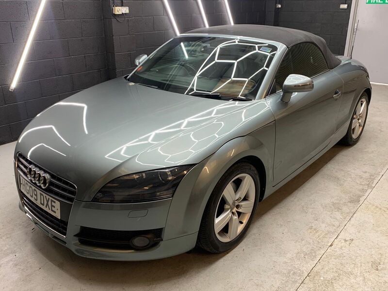 AUDI TT