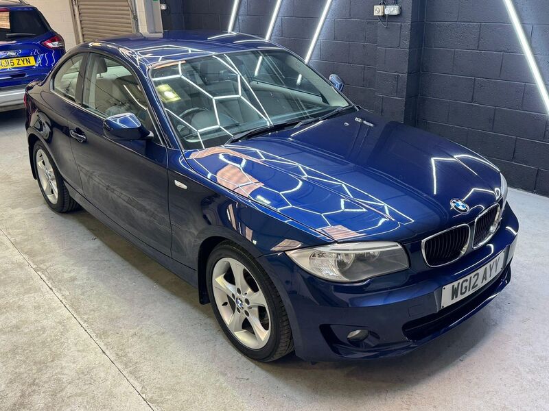 BMW 1 SERIES