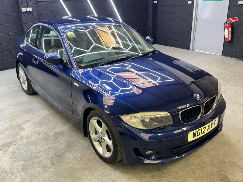 BMW 1 SERIES