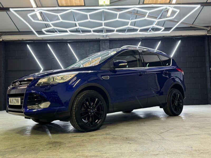 FORD KUGA