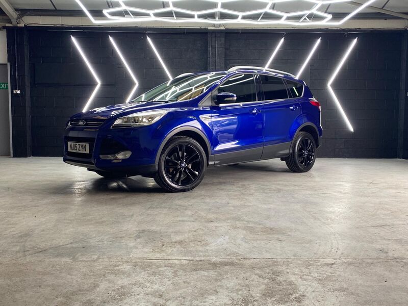 FORD KUGA