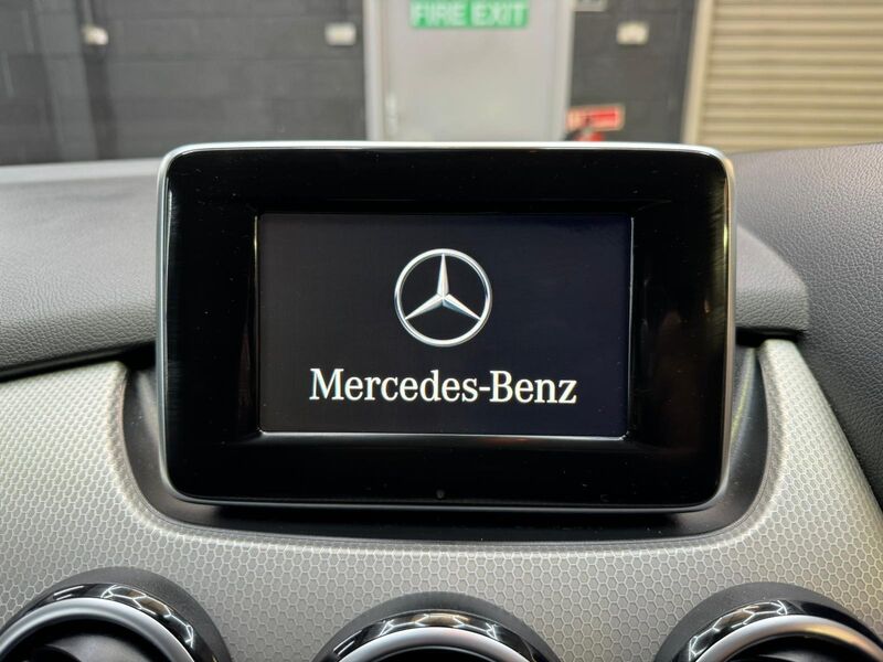 MERCEDES-BENZ B CLASS