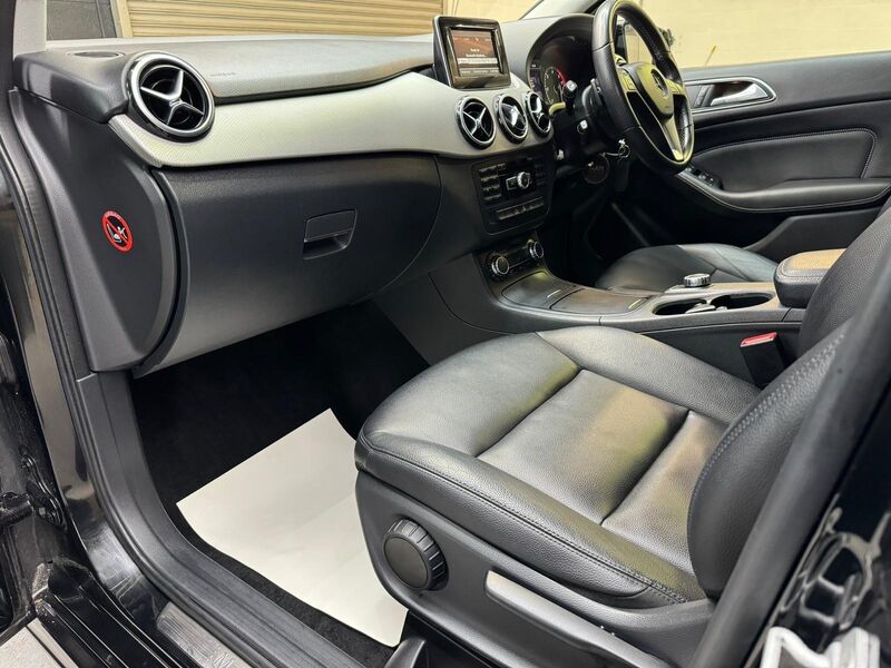 MERCEDES-BENZ B CLASS