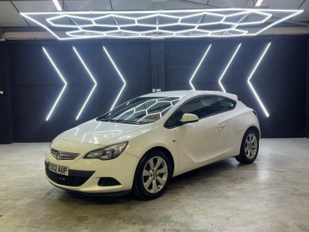 VAUXHALL ASTRA GTC 1.7 CDTi Sport Euro 5 (s/s) 3dr