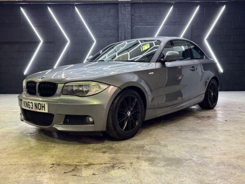 BMW 1 SERIES